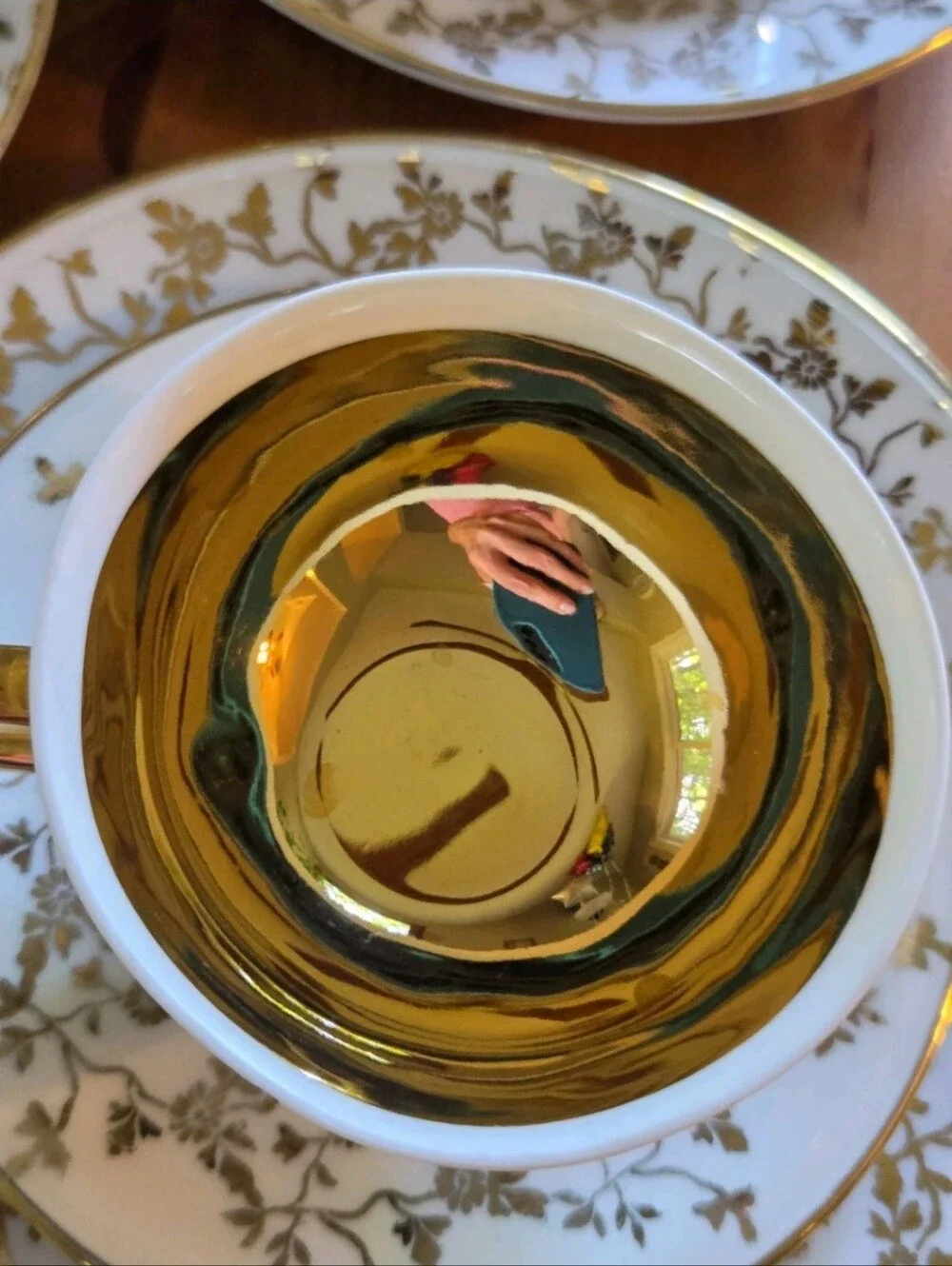 Vintage Hutschenreuther Selb Bavaria Dresden Gold Gilt Demitasse Trio Sets Set 3